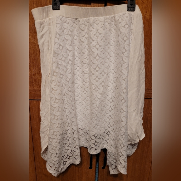 Maurices 1xl flowy lace boho style skirt - Picture 5 of 7